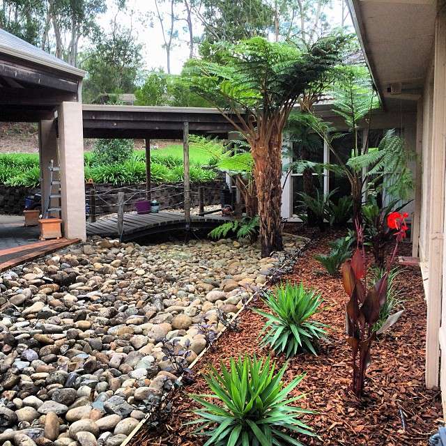 Xeriscape Ideas / Xeriscaping For Backyard Landscape Designs Salt Lake